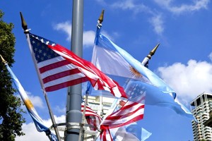 Entendimientos entre las naciones en diversos puntos.