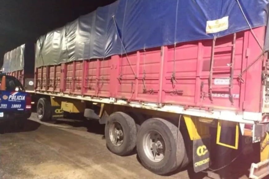 El mismo fue trasladado de forma inmediata, por la ambulancia del 107 hasta el Hospital local para su atención médica.