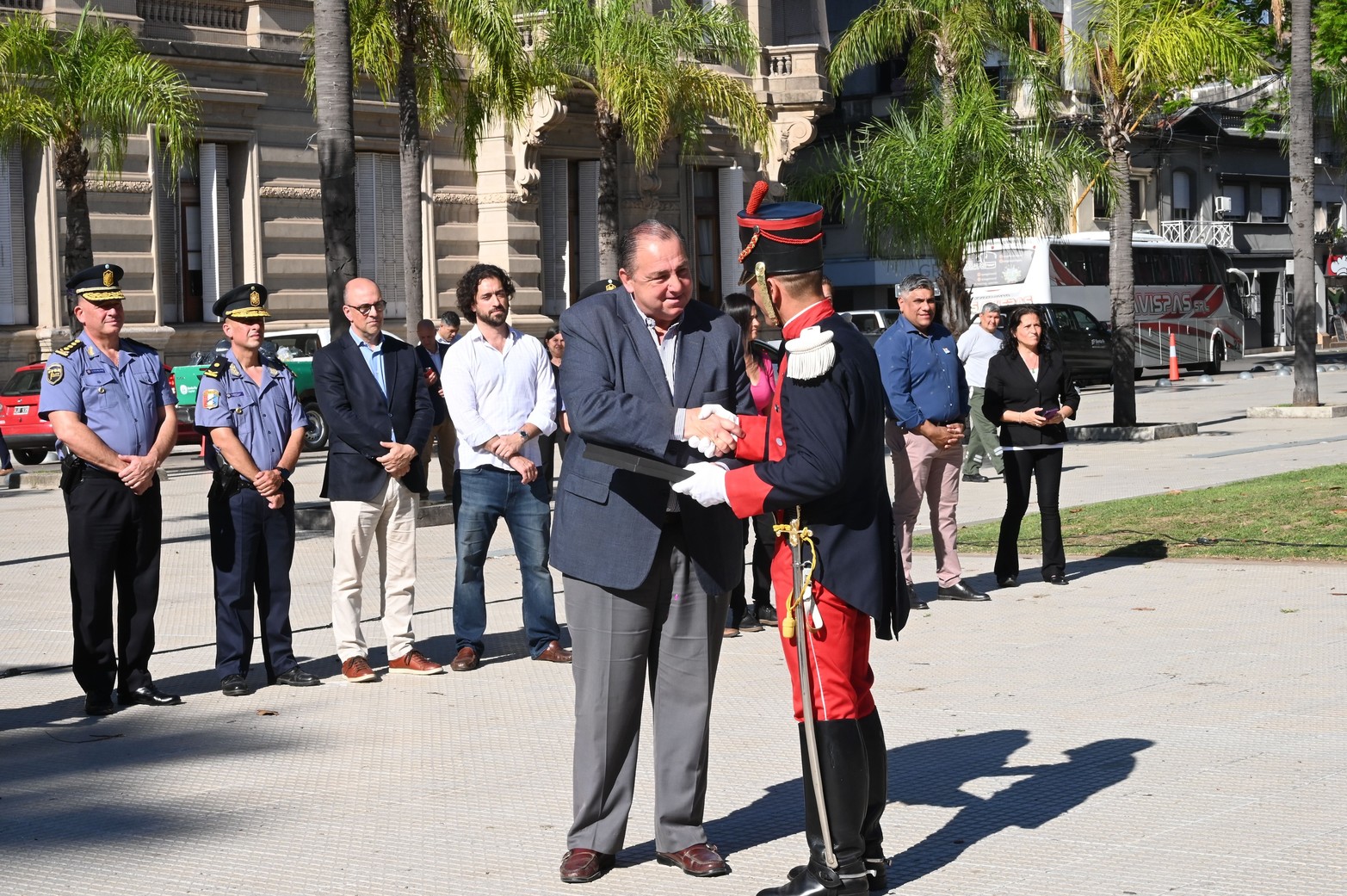 Reconocimiento Cuerpo de Dragones de la independencia
