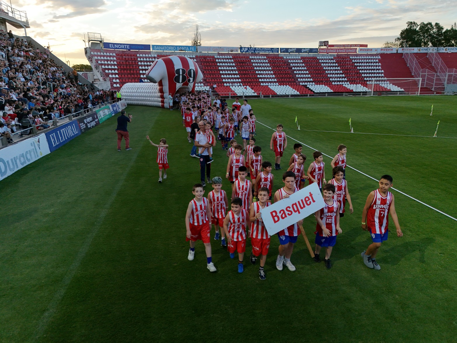 Unión reunió a 2500 atletas en su fiesta del deporte 2025.