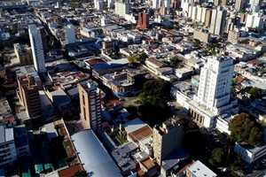 Referentes debatieron sobre el futuro de los municipios santafesinos. Crédito: Fernando Nicola.