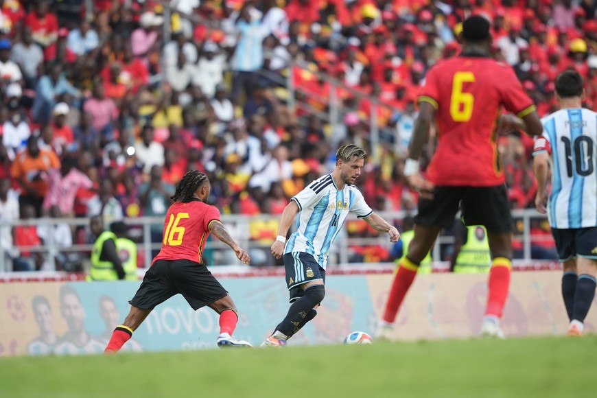 Argentina ganó 2-0 contra Angola. Créditos: AFA