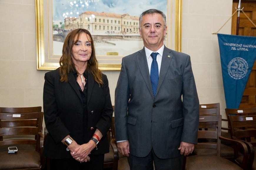 Claudia Levin y Pedro Sánchez Izquierdo, fueron reelectos decana y vicedecano de la Facultad de Ciencias Jurídicas y Sociales, respectivamente.