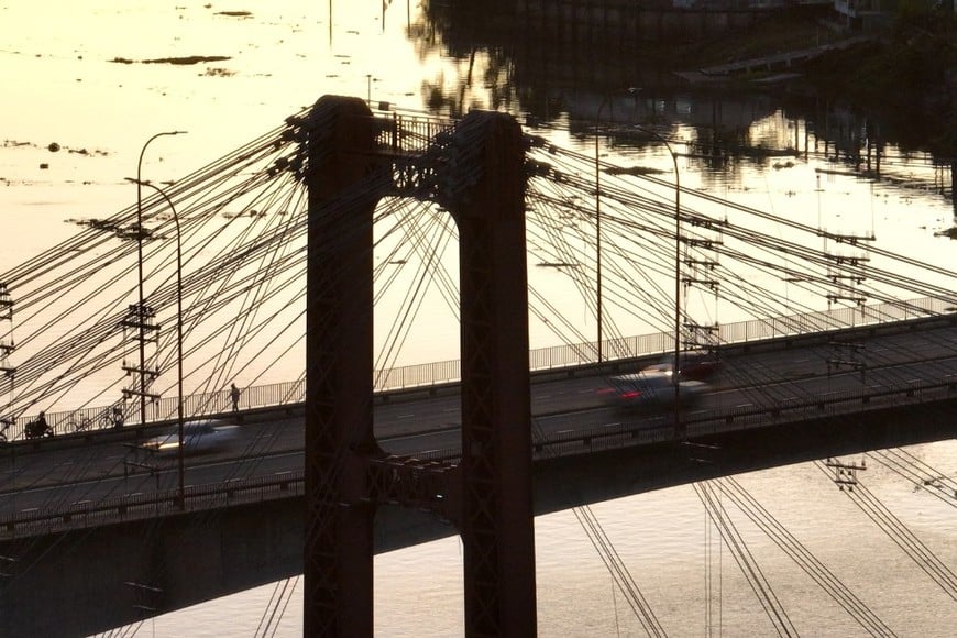 Cielo parcialmente nublado en la ciudad de Santa Fe. Crédito: Fernando Nicola.