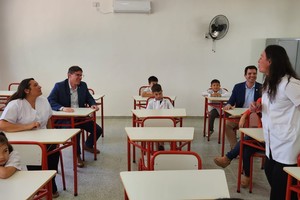 Fue durante una recorrida del ministro Goity por el departamento Castellanos,