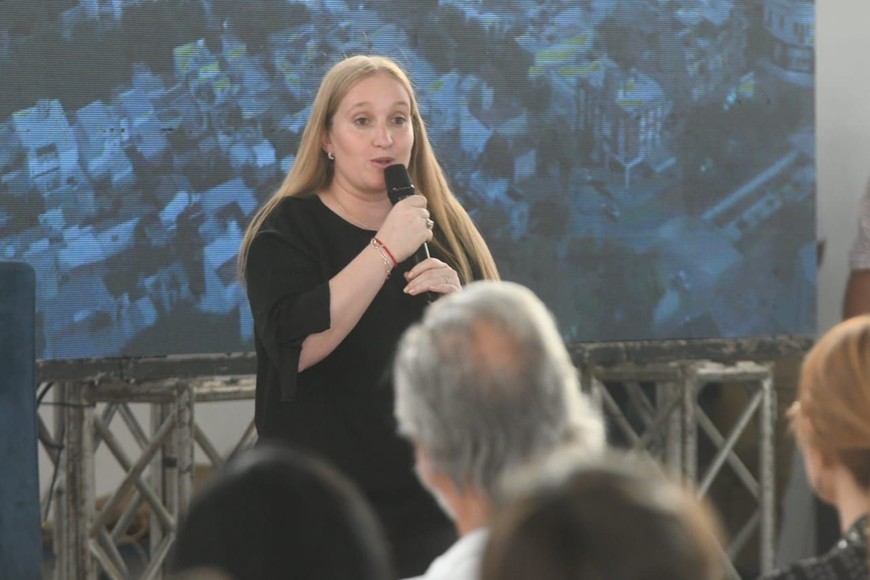 La ministra de Desarrollo Social llegó a Unión en representación del gobernador de la provincia, que también se asoció a este momento histórico.