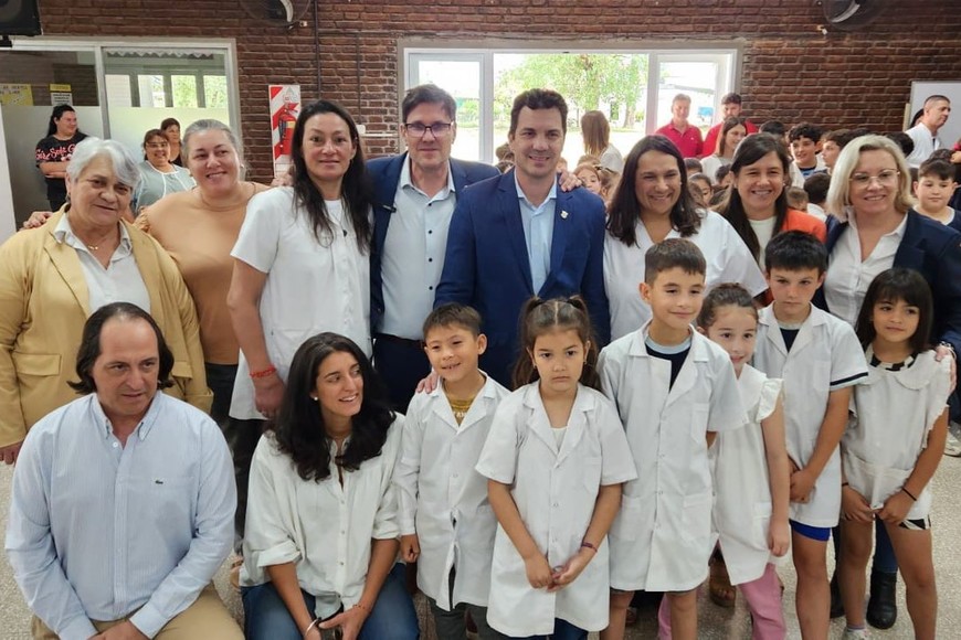 Fue durante una recorrida del ministro Goity por el departamento Castellanos,