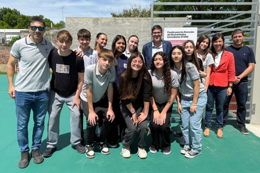 Fue durante una recorrida del ministro Goity por el departamento Castellanos,