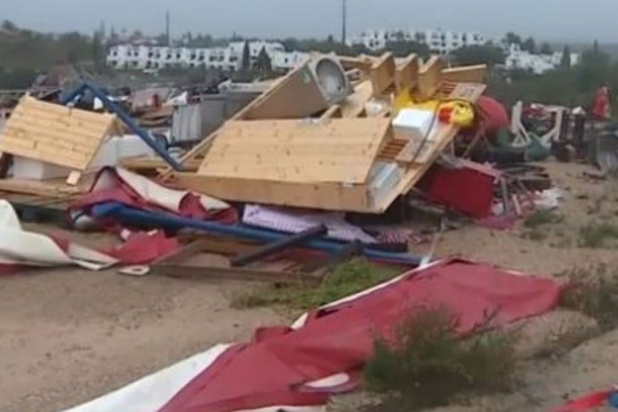 Un tornado en Portugal dejó una víctima y más de 30 heridos en un camping turístico