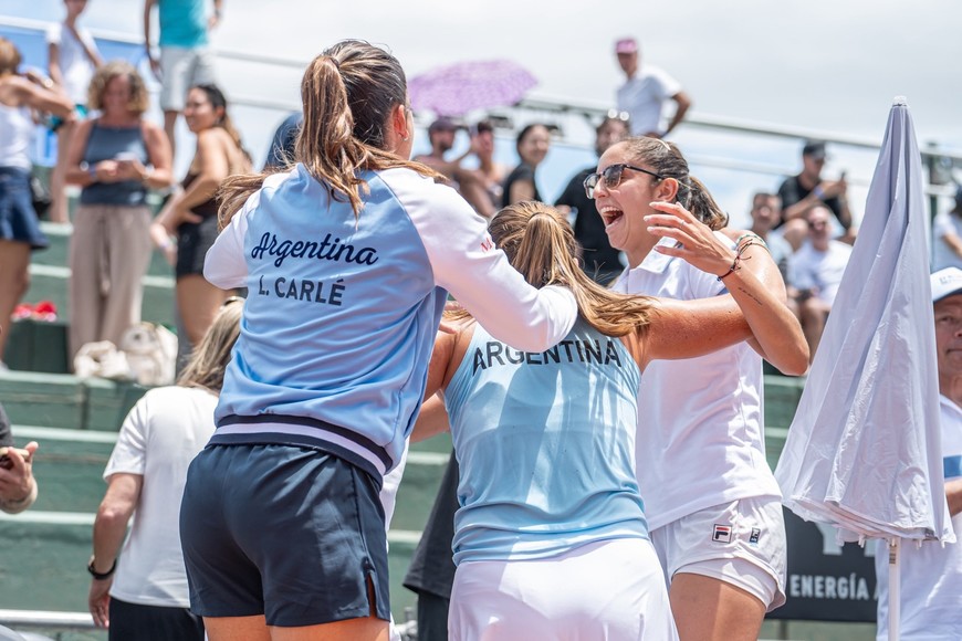 El equipo argentino se impuso a Eslovaquia por 3-0