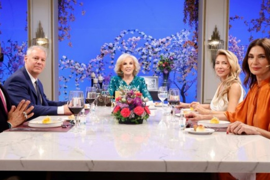 La mesa de Mirtha Legrand este sábado.