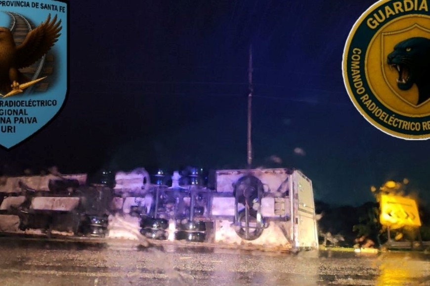 saqueo camión cargado con pollos en laguna paiva