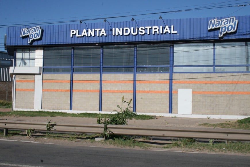 La Cooperativa Naranpol mantiene la producción gracias al uso prorrogado de las instalaciones fabriles.