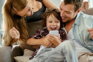 Permitir a los hijos hacer lo que quieren, como quieren, cuando quieren