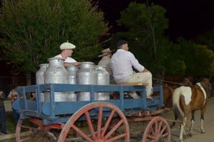 El desfile incluirá actores, personajes históricos y escenas recreadas que narrarán cómo se producía la leche y el queso.