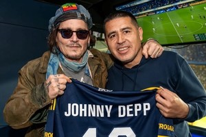 El encuentro entre Johnny Depp y Juan Román Riquelme.