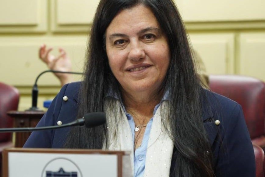 “Este proyecto busca unir educación, producción y territorio. Queremos que nuestras escuelas rurales y agrotécnicas sean protagonistas del desarrollo local, brindando a los jóvenes herramientas reales para su futuro laboral”, expresó Castellani.