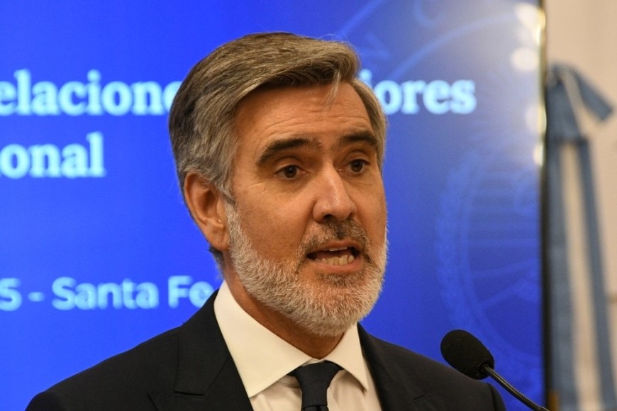 Fernando Brun | El secretario de Relaciones Económicas Internacionales habló ante autoridades santafesinas y de las provincias sobre la necesidad de buscar nuevos negocios en el mundo.
Foto: Manuel Fabatia.