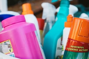 Productos de limpieza de la marca Seco Cleaner