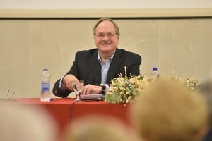 Dr. Gustavo Vittori. Ofrecerá una charla sobre la primera casa del Club del Orden.