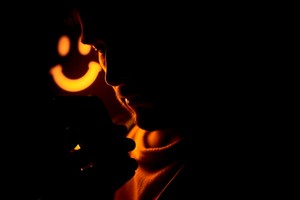 "(...) Él casi nunca me mandaba audios. Siempre prefería llamarme. O compartirme uno de esos videos que solo nosotros entendíamos, con códigos nacidos hace décadas".