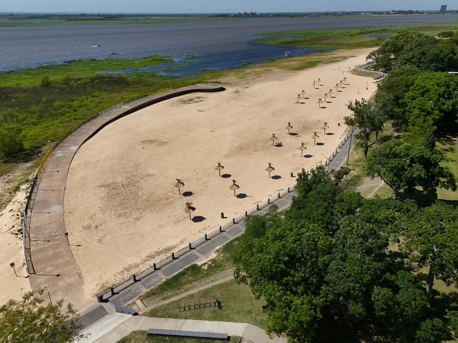 Santa Fe: las playas de la Costanera Oeste desde el drone de El Litoral