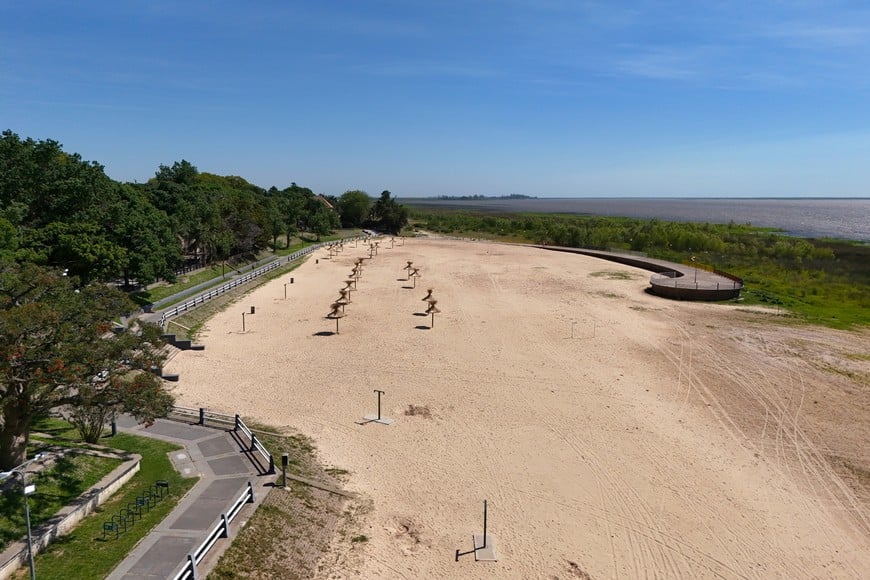 Playas Espigones Costanera Oeste. Foto: Fernando Nicola