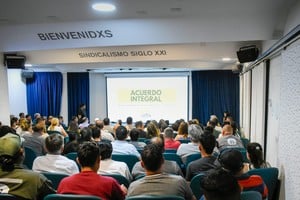 ASOEM logra acuerdo integral con mejoras salariales y laborales en Santa Fe.