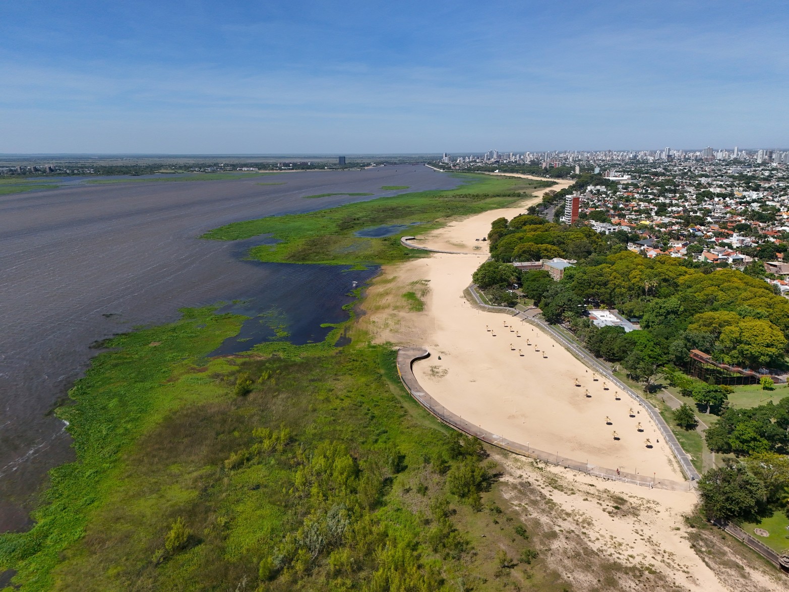Santa Fe: las playas de la Costanera Oeste desde el drone de El Litoral
