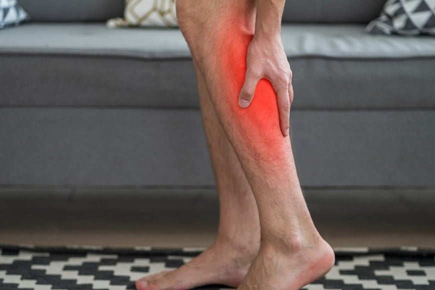 La importancia del descanso activo para prevenir calambres.