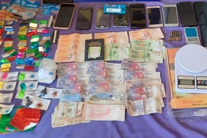 Los policías protegían a algunos "kioscos" y actuaban contra otros que no pagaban la cuota.  Foto: Archivo