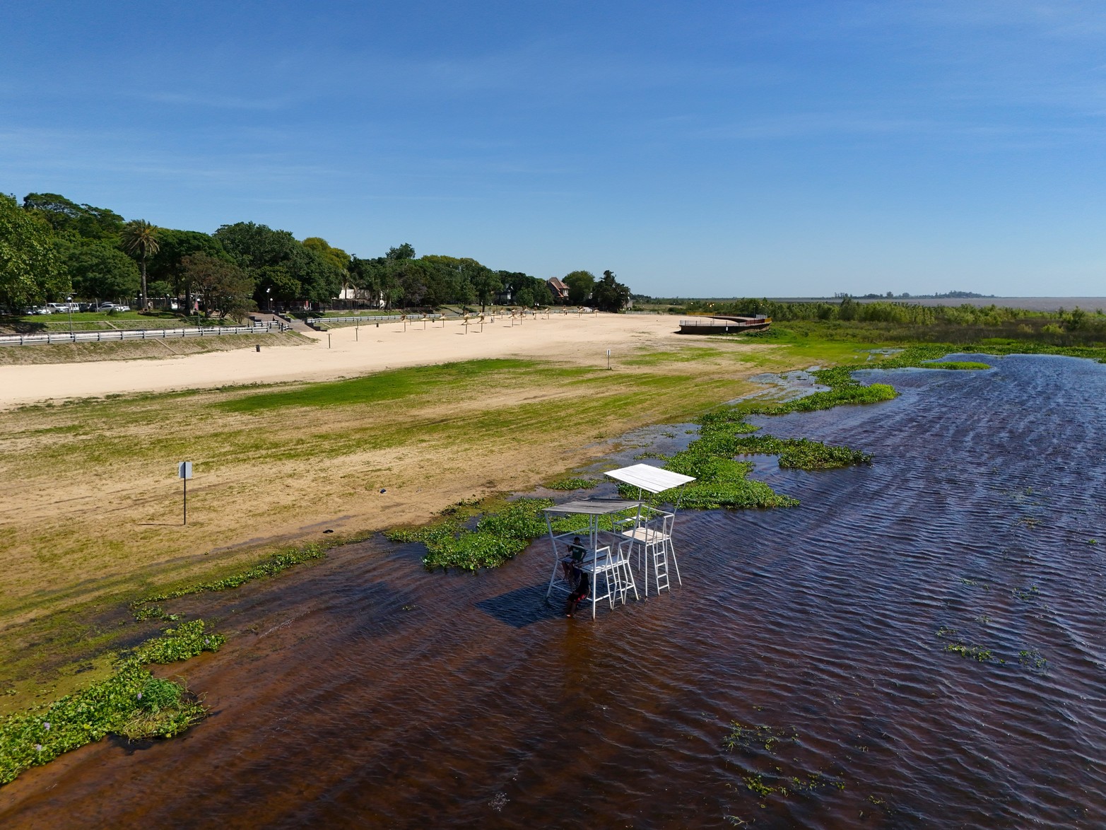 Playas Espigones Costanera Oeste. Foto: Fernando Nicola
