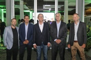 Equipo de RE/MAX Impulso y DOM durante la presentación en Santa Fe. Crédito: Matías Pintos.