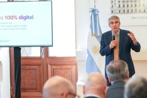 Presentación oficial del Registro de Personas Jurídicas, Empresas y Contratos en la provincia.