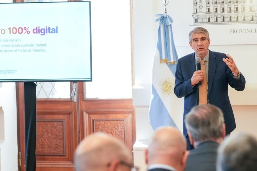 Presentación oficial del Registro de Personas Jurídicas, Empresas y Contratos en la provincia.