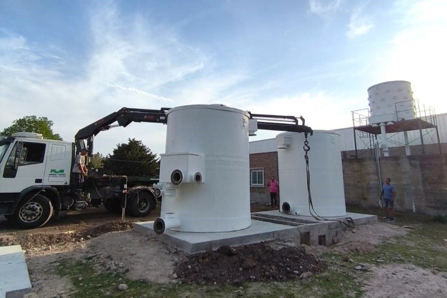 Tareas técnicas en desarrollo dentro del predio de la nueva planta.