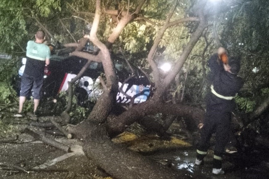 Ratner, analizó el comportamiento del evento y destacó la intensidad puntual del núcleo de tormenta.