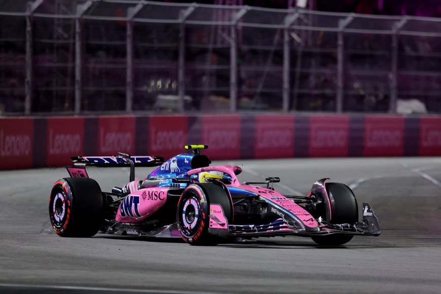 Formula One F1 - Las Vegas Grand Prix - Las Vegas Strip Circuit, Las Vegas, Nevada, United States - November 21, 2025
Alpine's Franco Colapinto in action during practice REUTERS/Daniel Cole