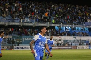 Estudiantes de Río Cuarto llega a este encuentro con la tranquilidad que brinda la ventaja obtenida en Córdoba.