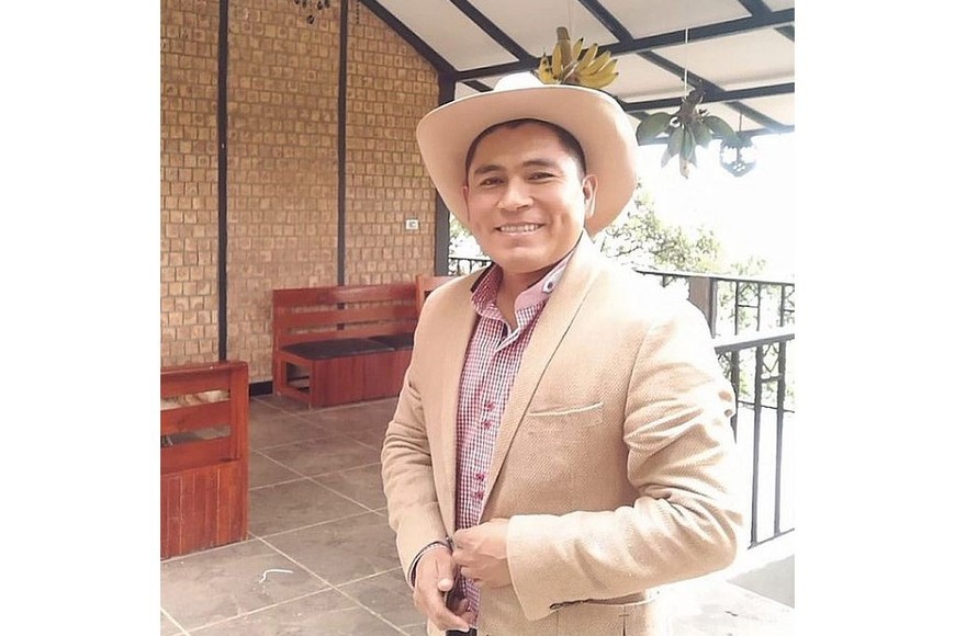 Mezhua se desempeñó como alcalde de Zongolica por PRD entre 2018 y 2021.