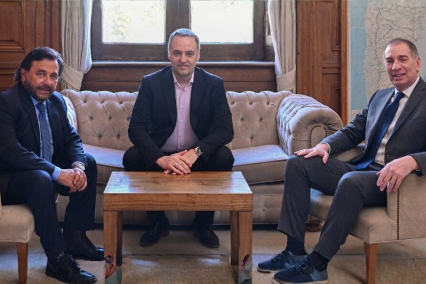 Sáenz llegó a Casa Rosada y abrió una nueva etapa en la negociación con los gobernadores del Norte.