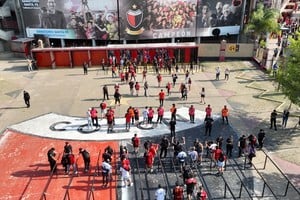 Unos 500 socios regularizaron octubre para poder votar. Crédito: Fernando Nicola.