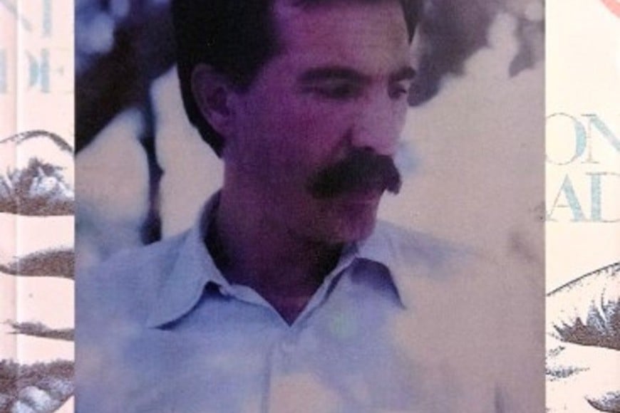 Portada del libro que reúne, contextualiza y dimensiona la obra del poeta Carlos Piccioni.