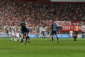Duro fin de año para Unión en el 15 de Abril. Foto: Manuel Fabatía