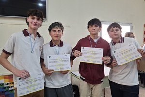 Alumnos de San Javier fueron premiados por la UNR por un trabajo sobre redes sociales