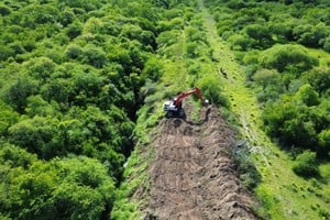 El Gobierno Provincial desarrolla importantes obras hídricas en Vera