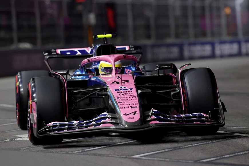 Formula One F1 - Las Vegas Grand Prix - Las Vegas Strip Circuit, Las Vegas, Nevada, United States - November 20, 2025
Alpine's Franco Colapinto during practice REUTERS/Jeenah Moon