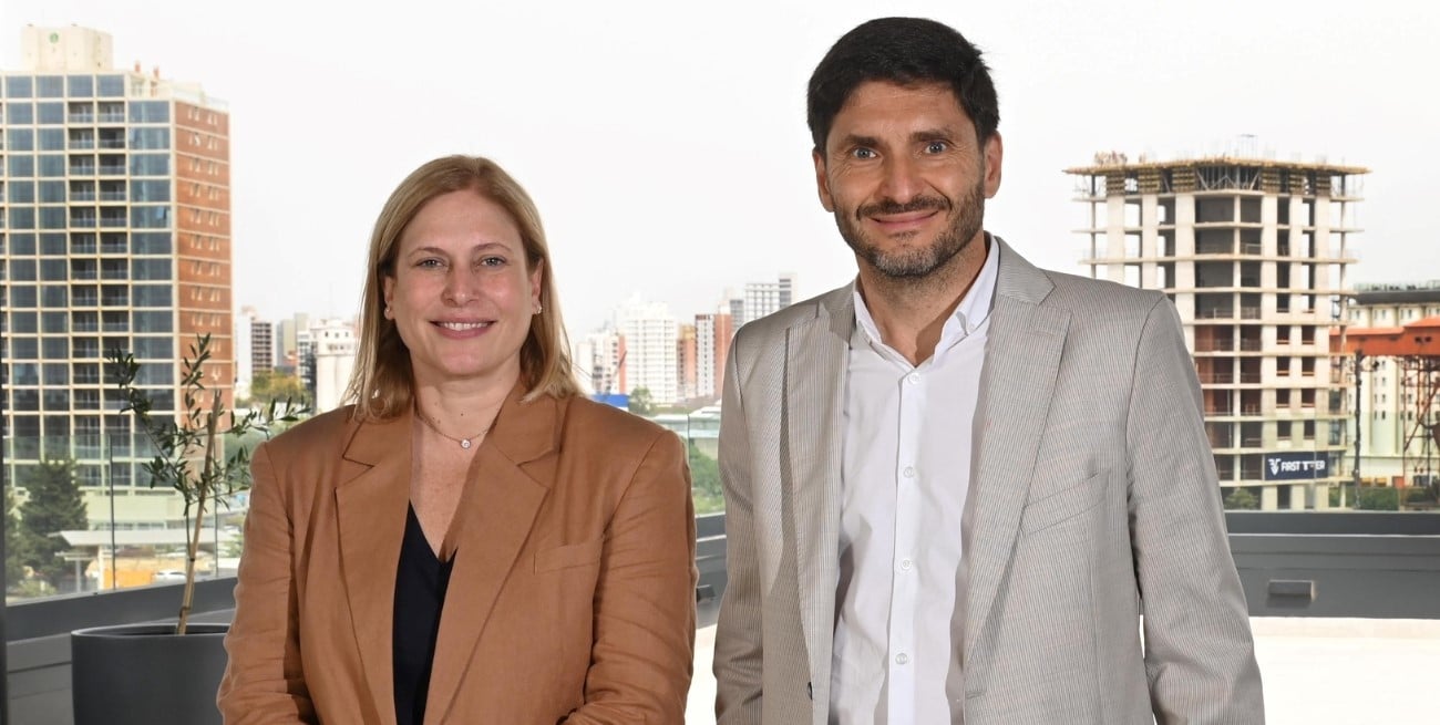 CACUaMoQI_1300x655__1