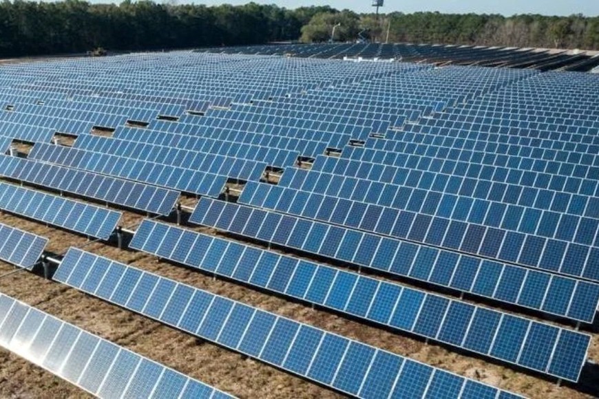 Se instalará el Parque Solar Fotovoltaico Ceres 1 con una potencia de Veinte megavatios (20 MW).