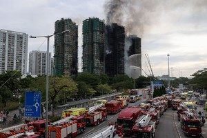 El incendio más letal en décadas en Hong Kong. Crédito: REUTERS/Tyrone Siu